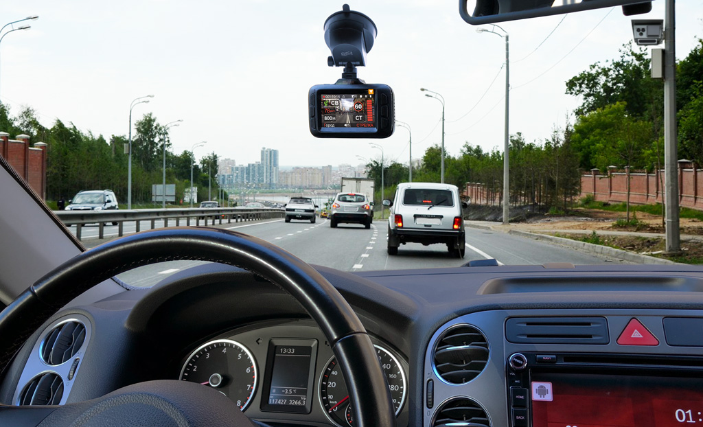 Автомобильный видеорегистратор CARCAM HYBRID - Super HD видеорегистратор, сигнатурный радар-детектор и GPS-информер