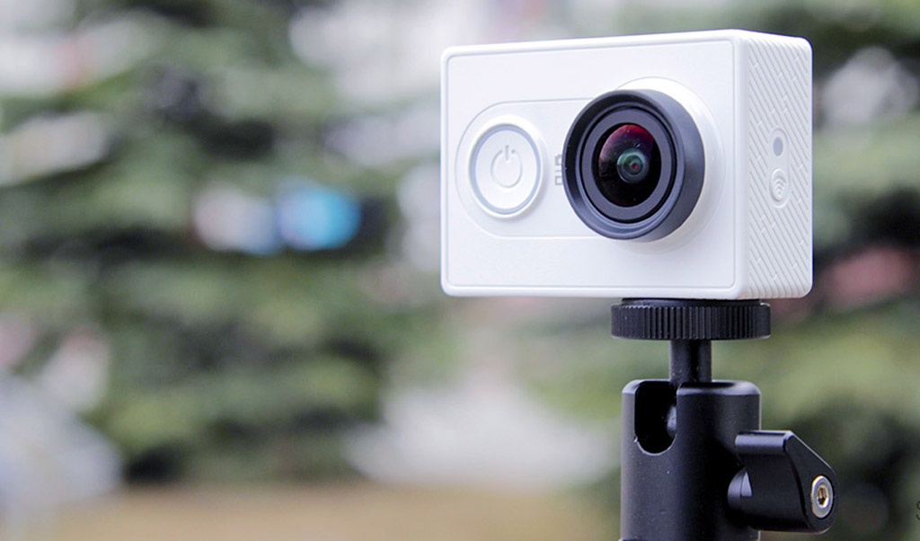 Экшн-камера YI Action Camera Basic Edition white - 4 режима съемки