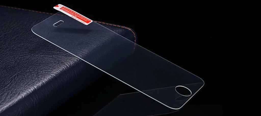 Защитное стекло iPhone 5/SE прозрачный ТЕХПАК
