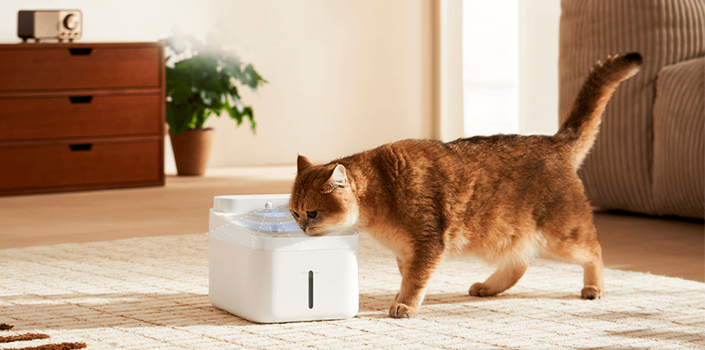Xiaomi Smart Pet Fountain 2 (XMCWYSJ02) White_2.jpg