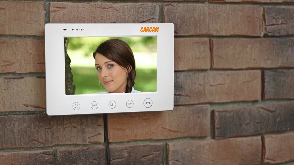 CARCAM DW-710 – компактный видеодомофон, позволяющий слышать и видеть посетителя, а также управлять электромагнитным замком.