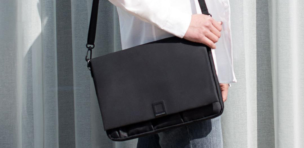 Xiaomi Fashion Pocket Bag выполнена в минималистичном дизайне