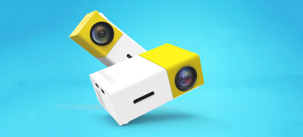 YG-300 – цифровой мини-проектор для просмотра фильмов