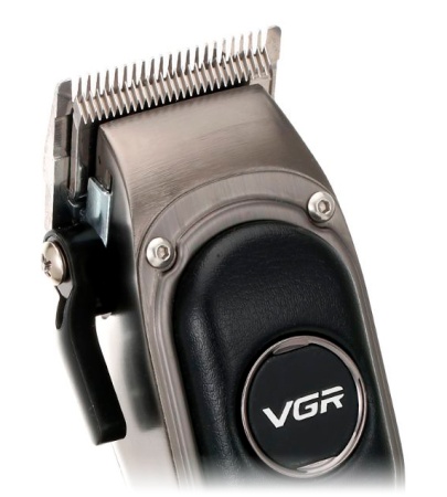 VGR Voyager V-673 Professional Hair Clipper Black