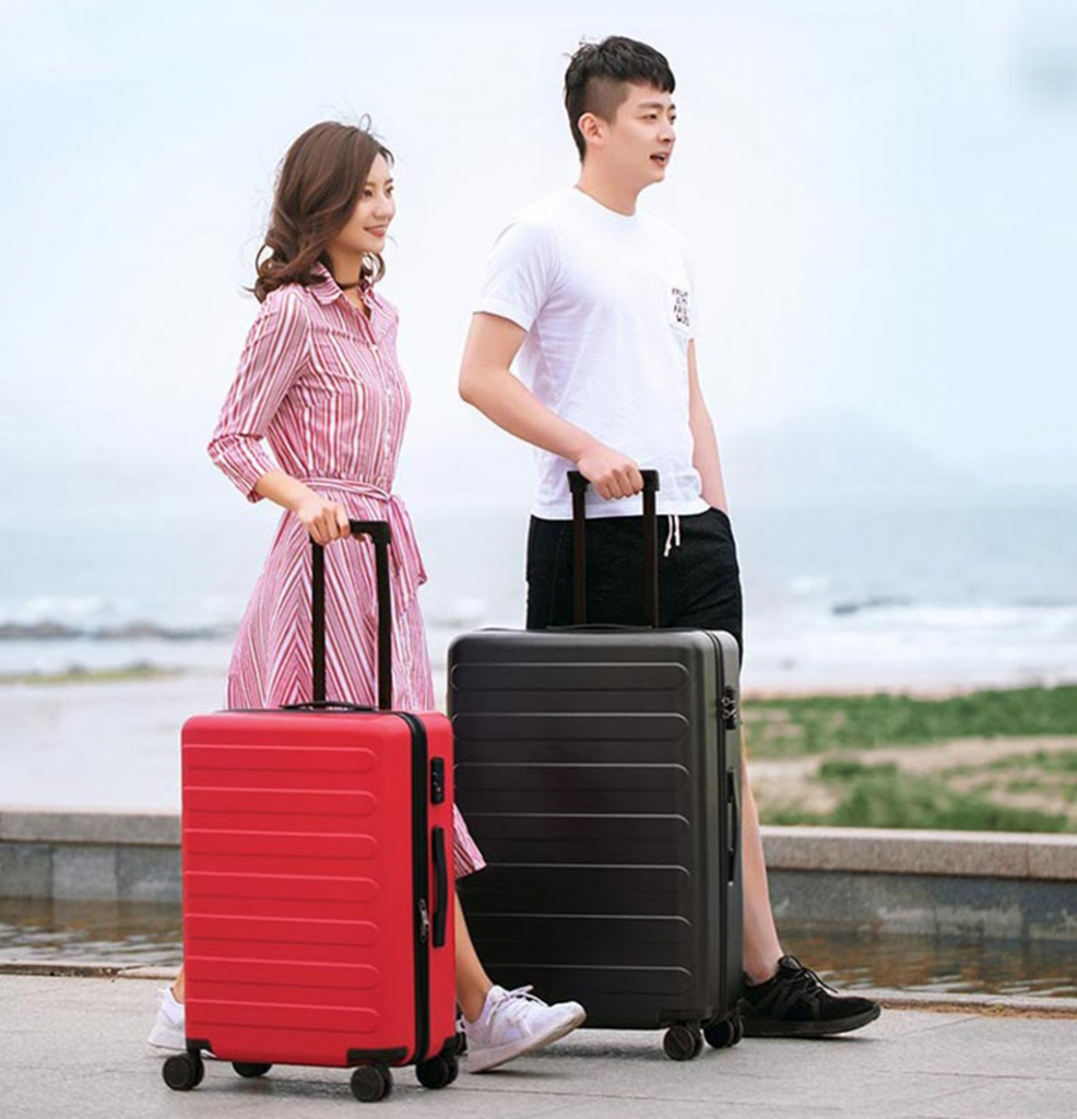 Чемодан RunMi 90 Fun Seven Bar Business Suitcase 20’’ – удобный и вместительный чемодан объемом 33 литра